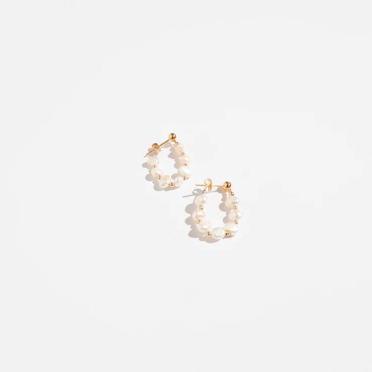 The adorn Co ada pearl earrings