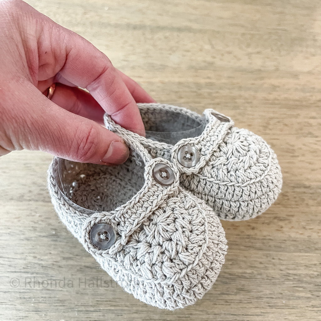 Gray Knit Baby Shoe