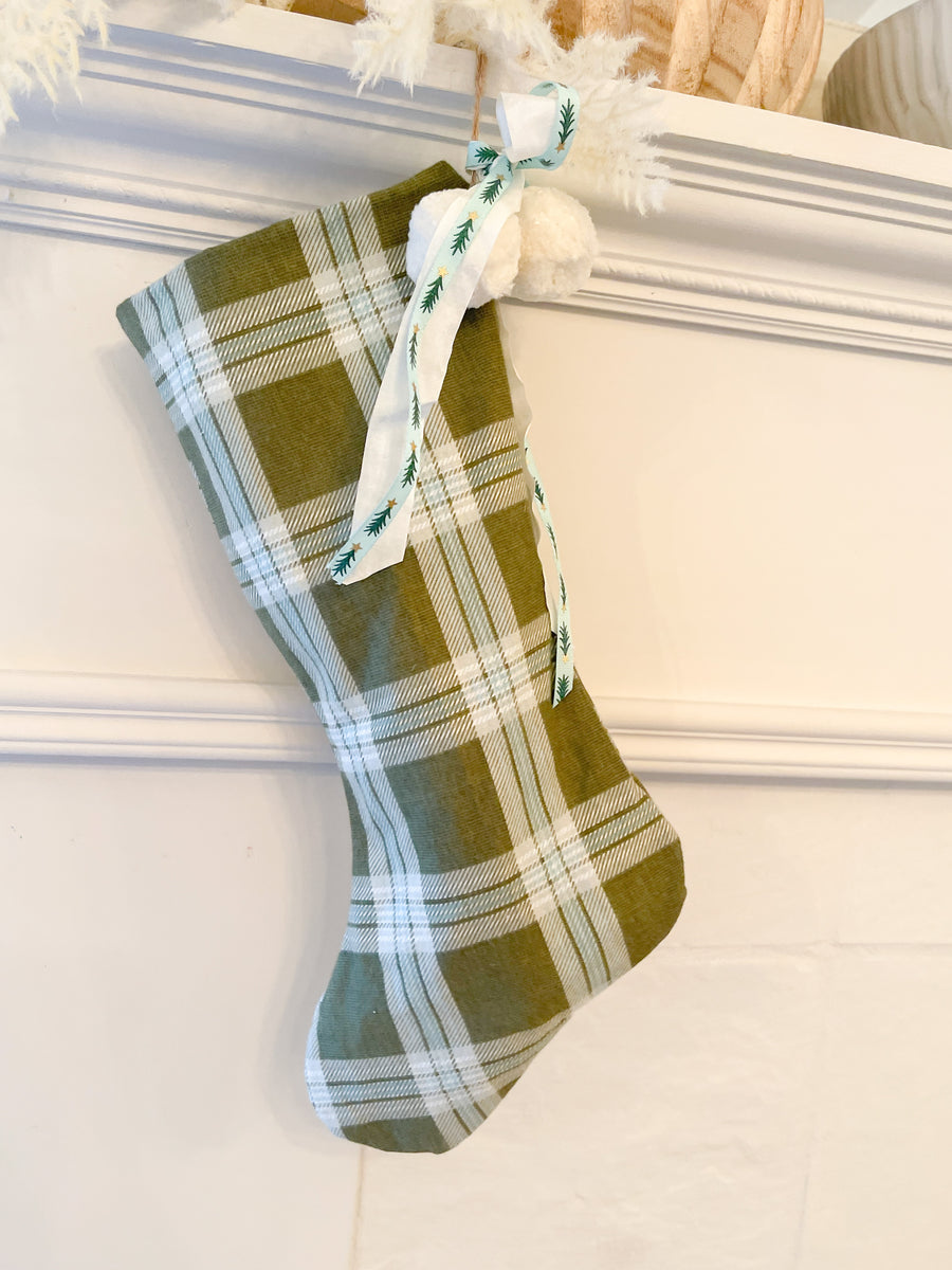 Green Plaid Christmas Stocking – Hallstrom Home