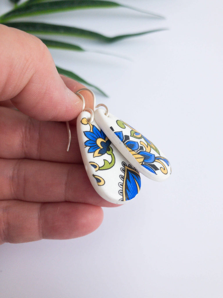 Tear Drop Porcelain Dangle Earrings With Paisley Design