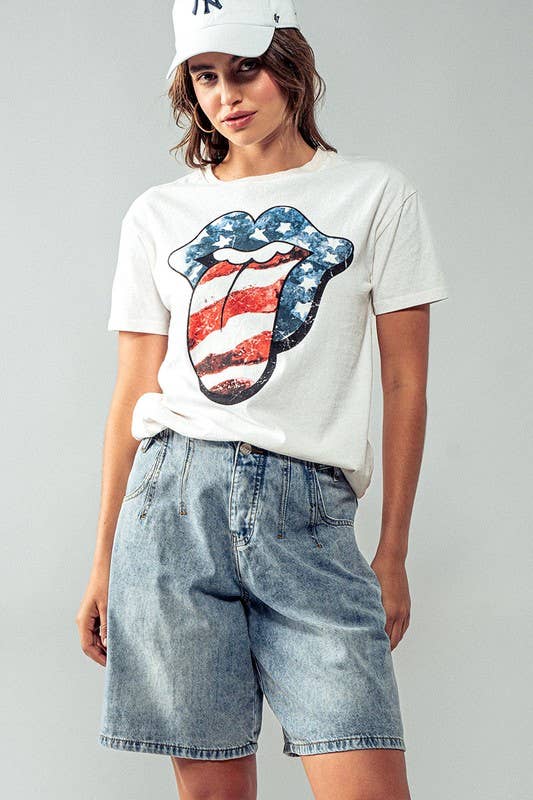 BETTY USA TONGUE GRAPHIC TEE