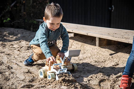 Dantoy BIO Tractor Sustainable Bioplastic Playset