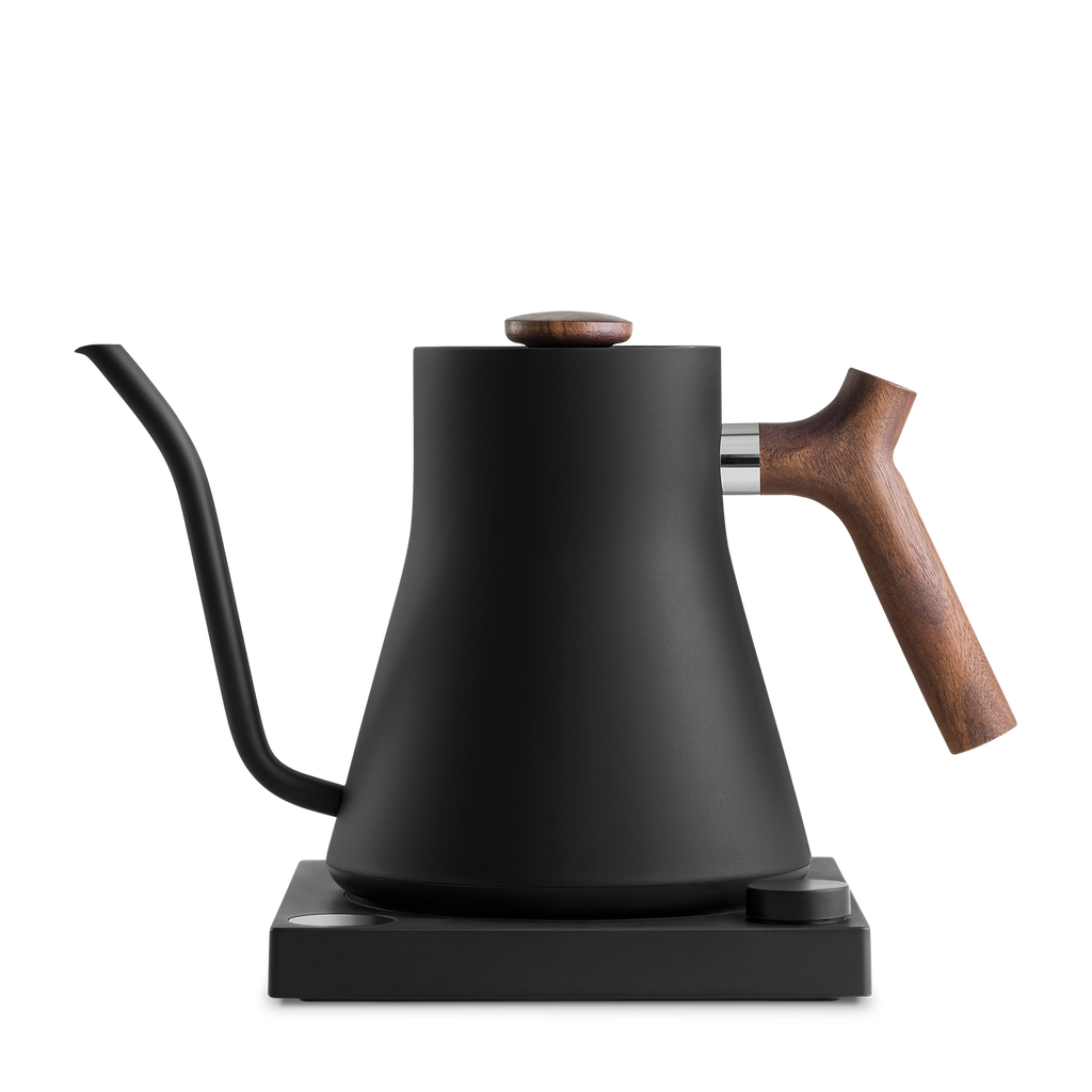 Stagg EKG Electric Kettle: Matte Black + Walnut / Stagg EKG 0.9 L