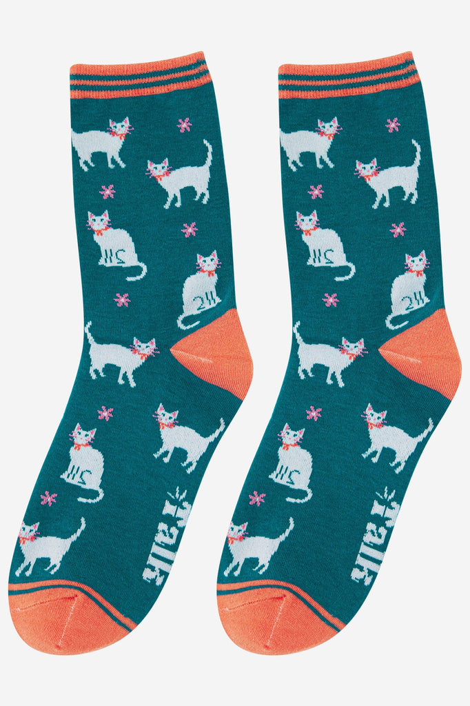 Women's Summer Floral White Cat Bamboo Socks