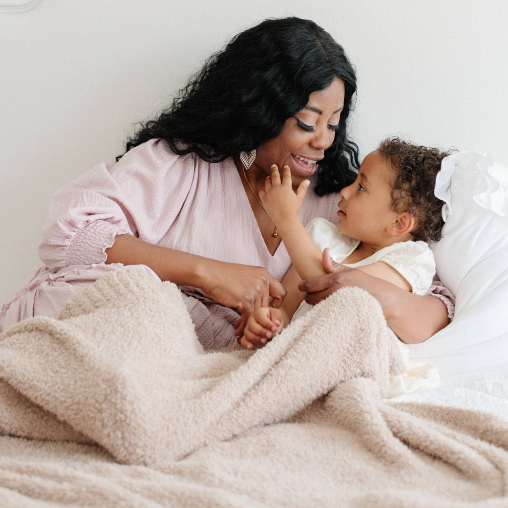 BAMBONI® THROW BLANKETS: Ivory