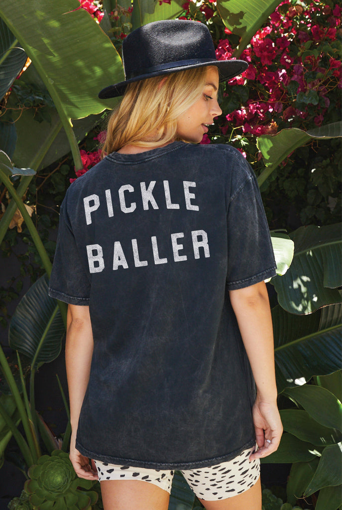 PICKLE BALLER Front & Back Mineral Graphic Top: S / STORM
