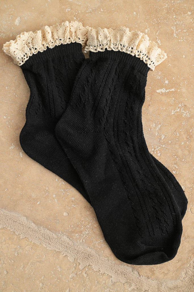 NET POINTELLE WITH CROCHET TRIM SOCKS
