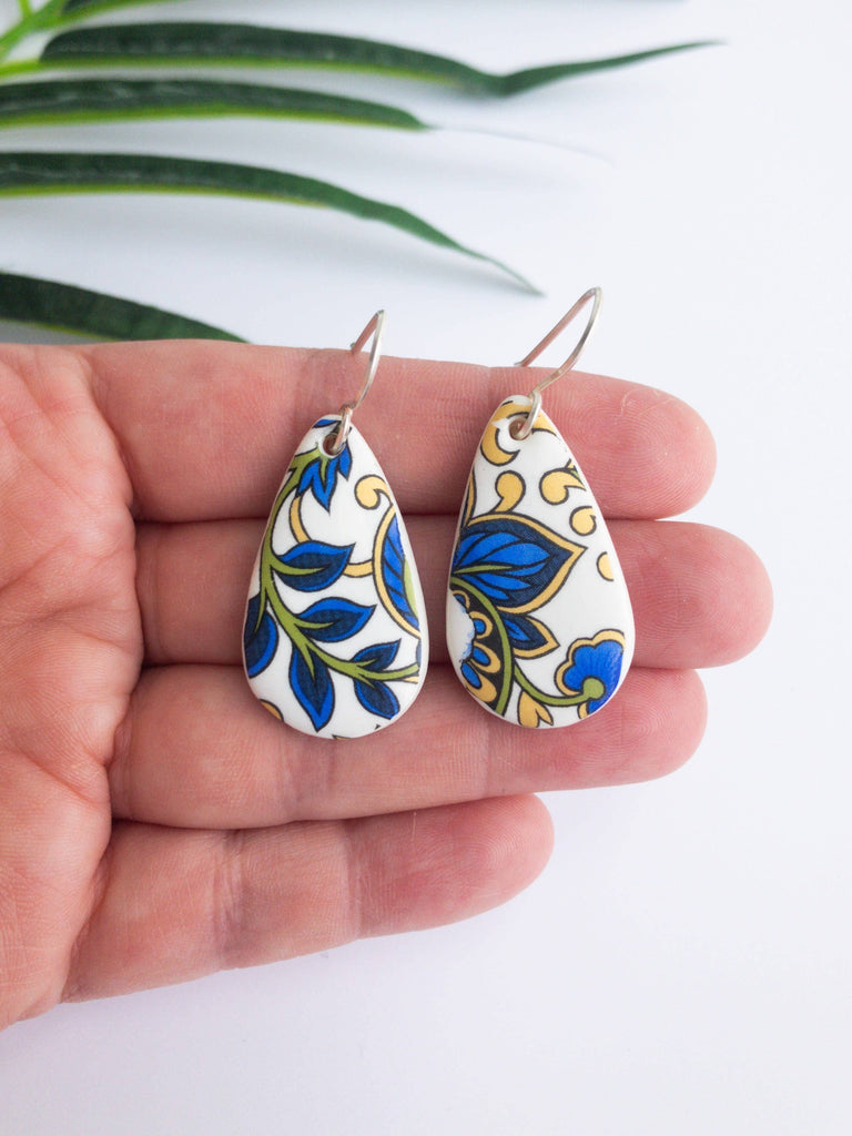 Tear Drop Porcelain Dangle Earrings With Paisley Design