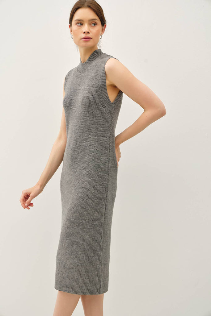 SLEEVELESS MOCK NECK SWEATER DRESS