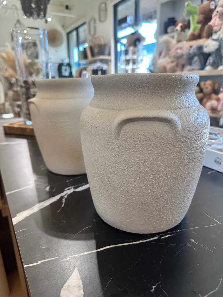 white texture pot