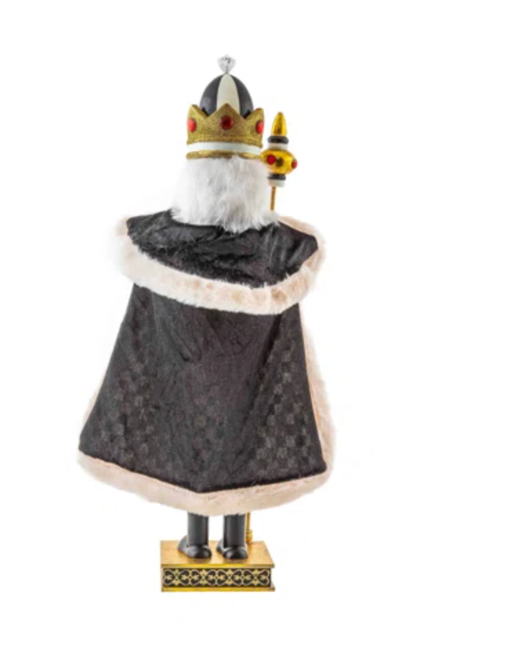 Courtly Nutcracker King