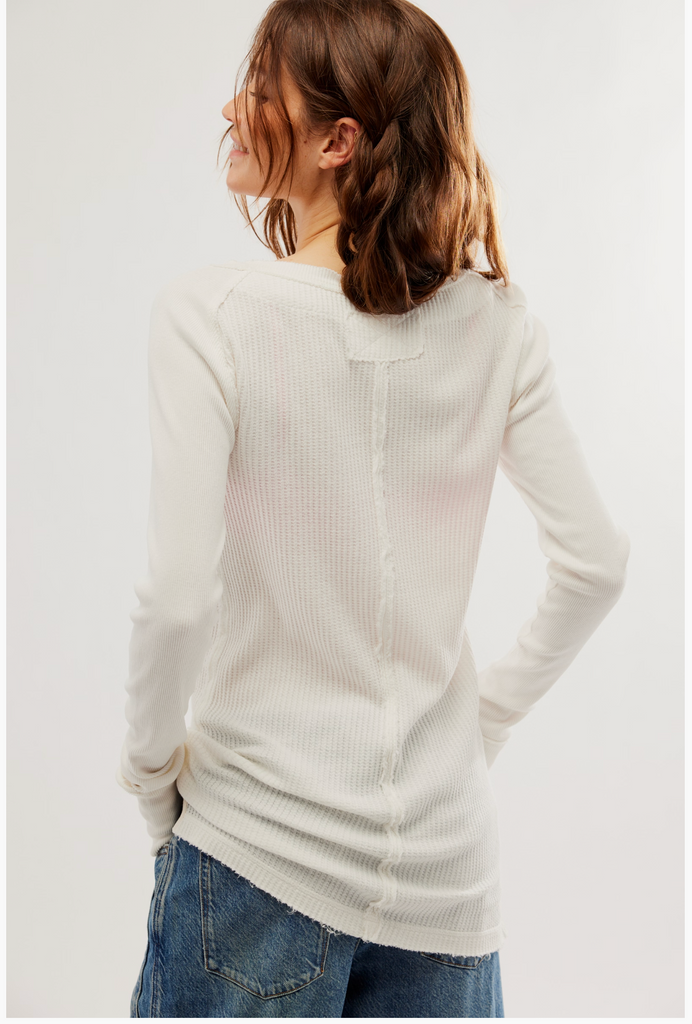 CARE FP HONEY B CREW NECK / IVORY