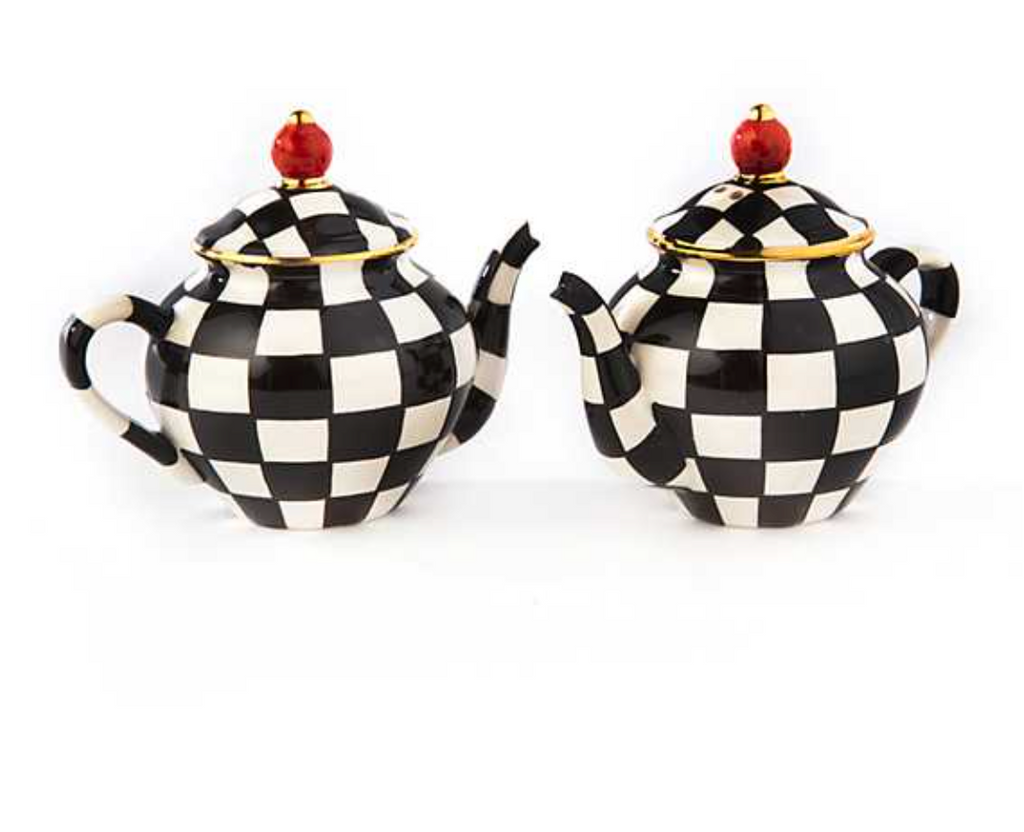 Courtly Teapot Salt & Pepper Set