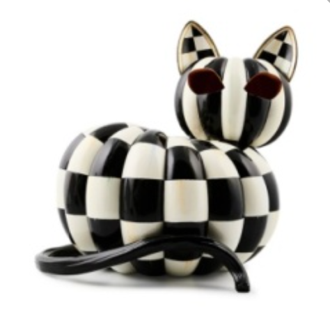 courtly check illuminated cat