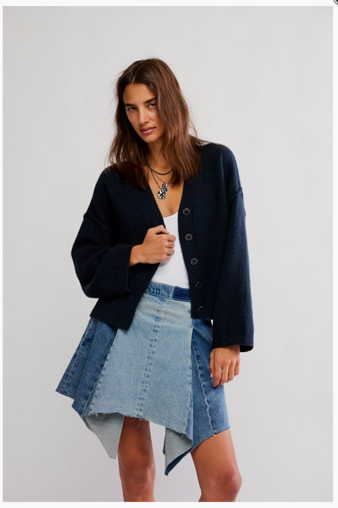 COOL OF THE NIGHT CARDI / BLACK