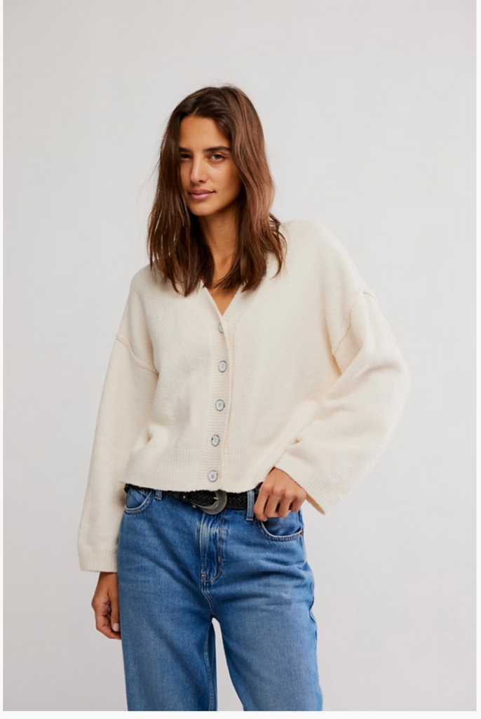 COOL OF THE NIGHT CARDI / IVORY