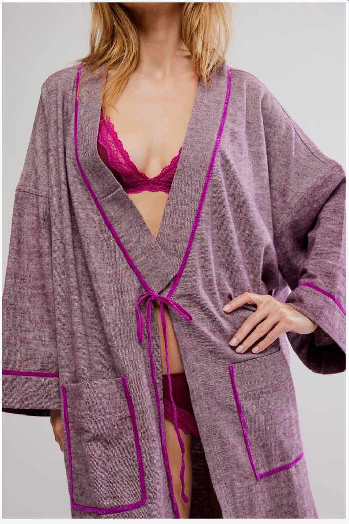 CLOSE TO HOME FLANNEL ROB / CACTUS FLOWER