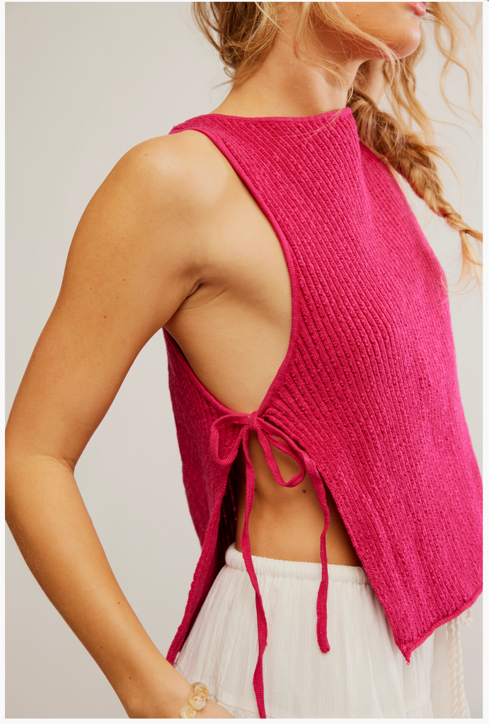 LIZZIE SWEATER TOP / LOVE POTION