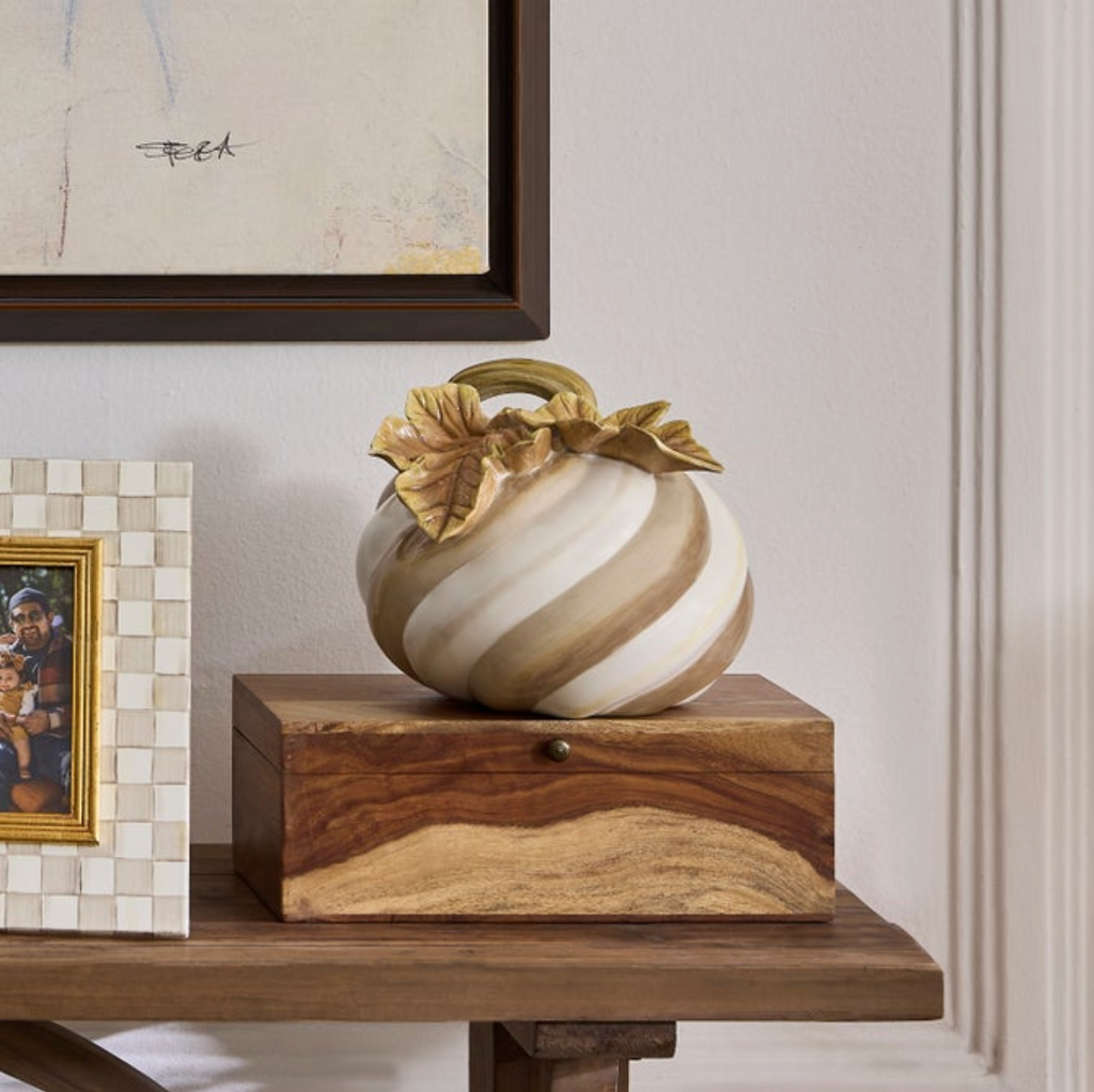 Mocha Swirl Twisted Stem Pumpkin