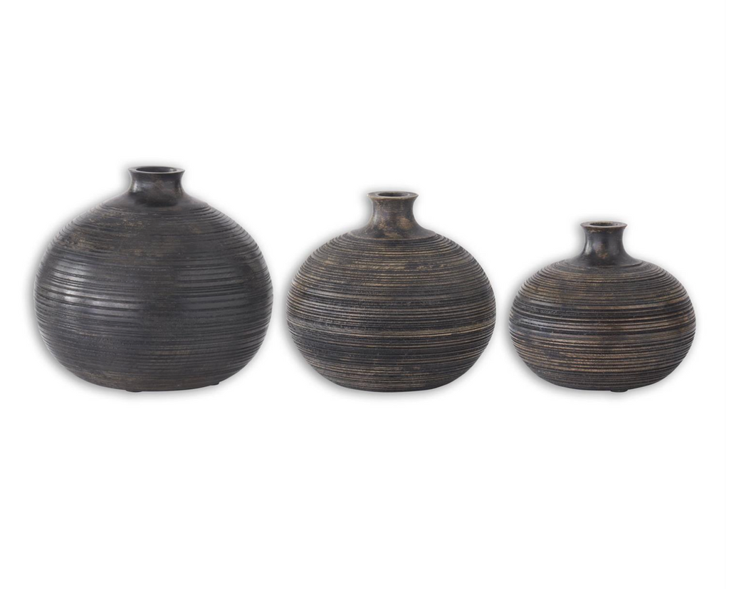 Black Weathered Groove Carved Round Vases