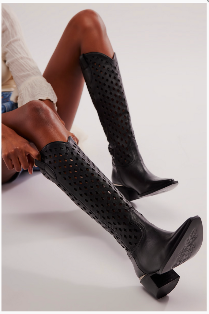 FREE PEOPLE BOOTS DIAMONDS ARE FOREVER COWB / BLACK