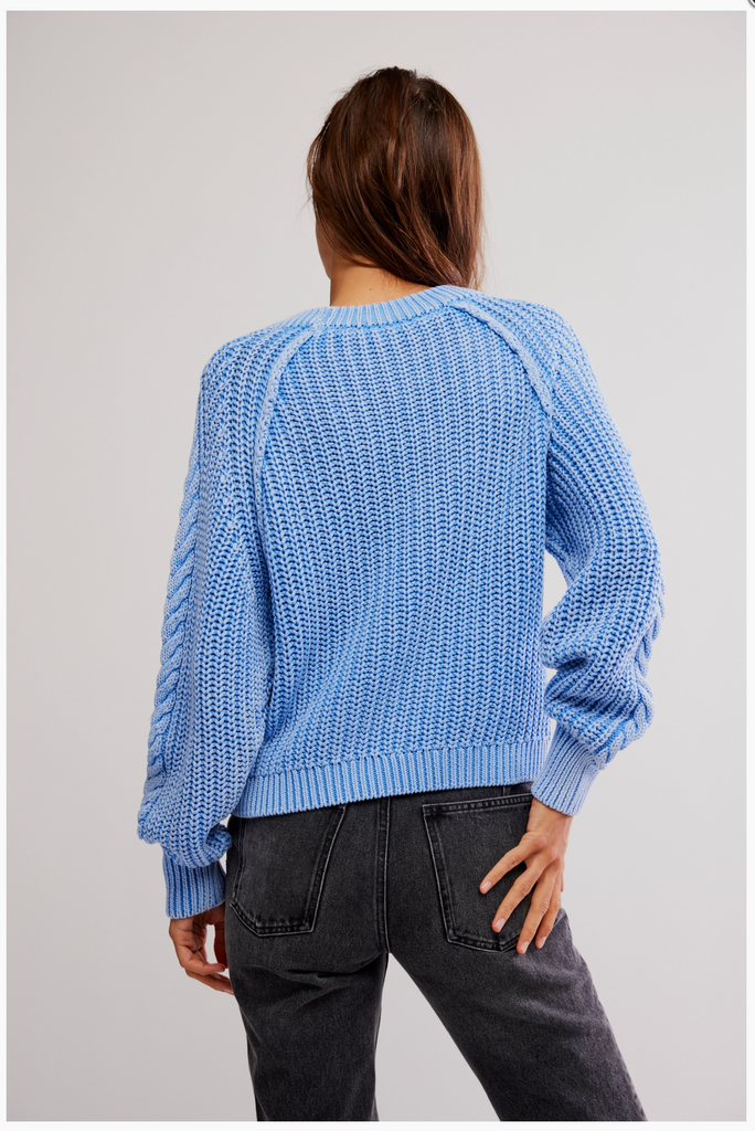 FRANKIE CABLE SWEATER / DELLA ROBBIA BLUE