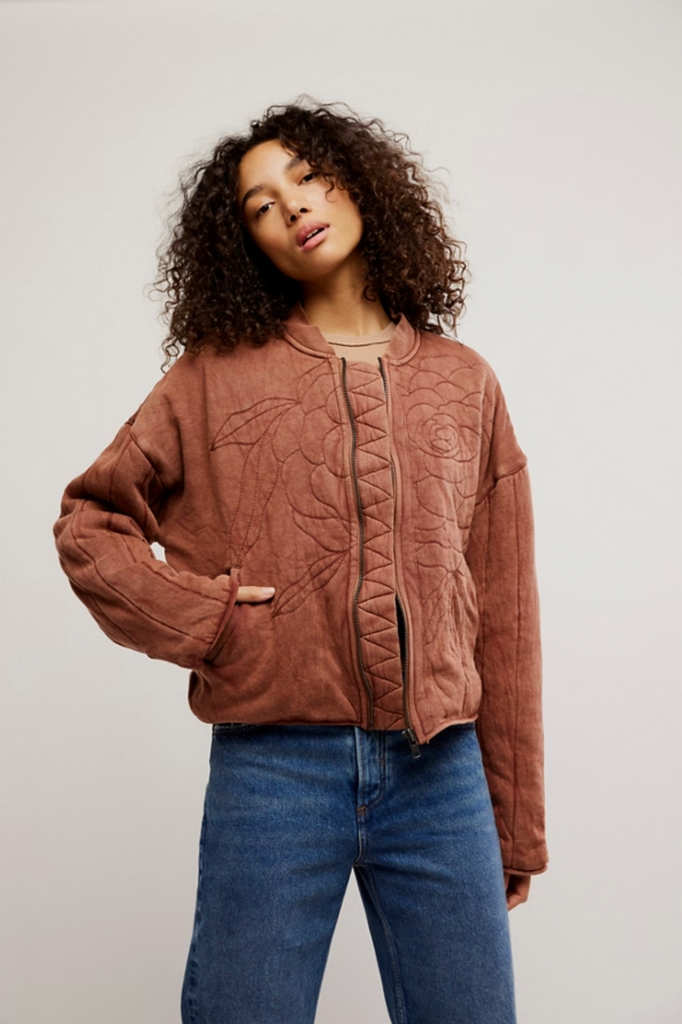 ROSE SWEATSHIRT / CINNAMON STICK