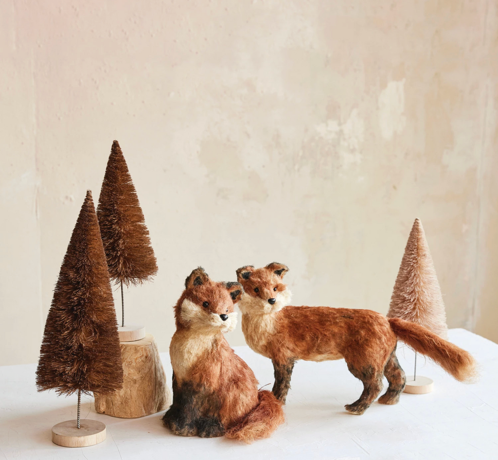 Sisal Sitting Fox, Brown