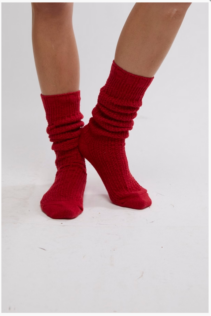 STAPLE SLOUCH SOCKS / POPPY