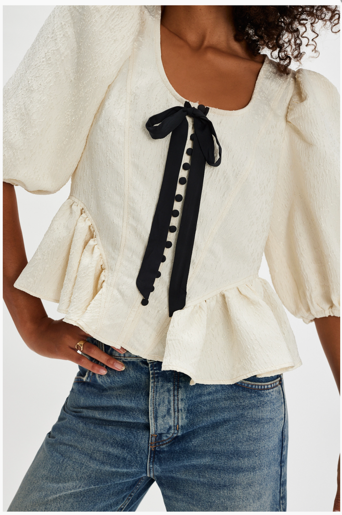 PAMELA BOW TOP / WHITE ALYSSUM