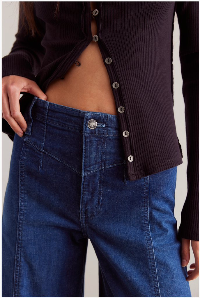 LIBRE WIDE LEG / LOCK AND KEY