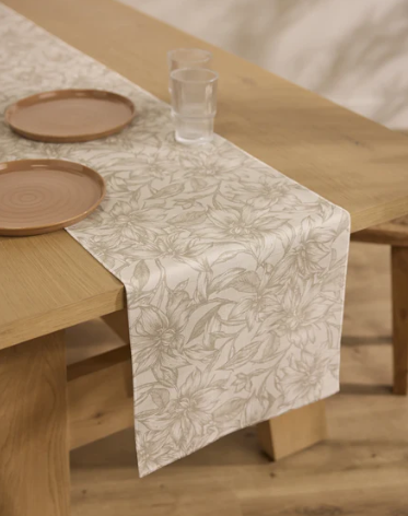 Geometry Table Runner