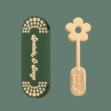 Lip Care Spatula, Gold Daisy