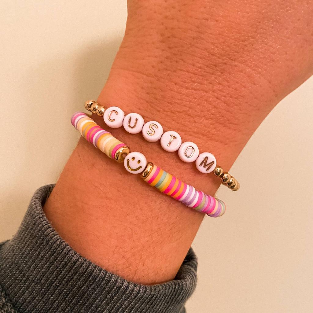 SMILEY FACE HEISHI BRACELET