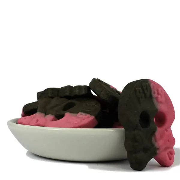 BUBS Godis Raspberry Liquorice Skull Candy Sweden