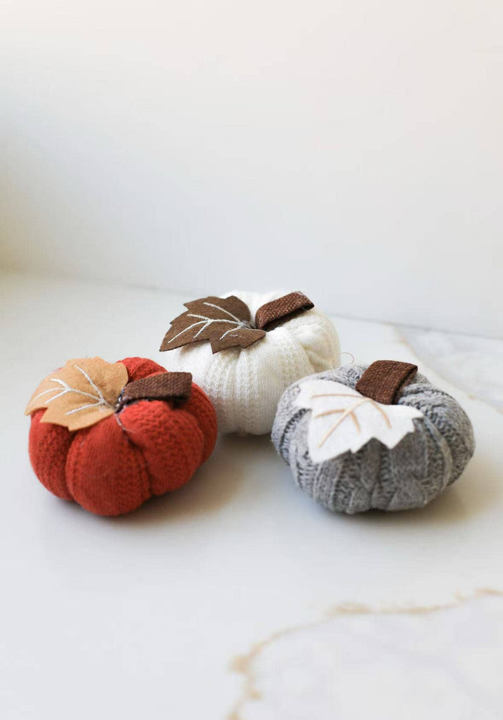Mini Knit Pumpkins Fall Decorations 1