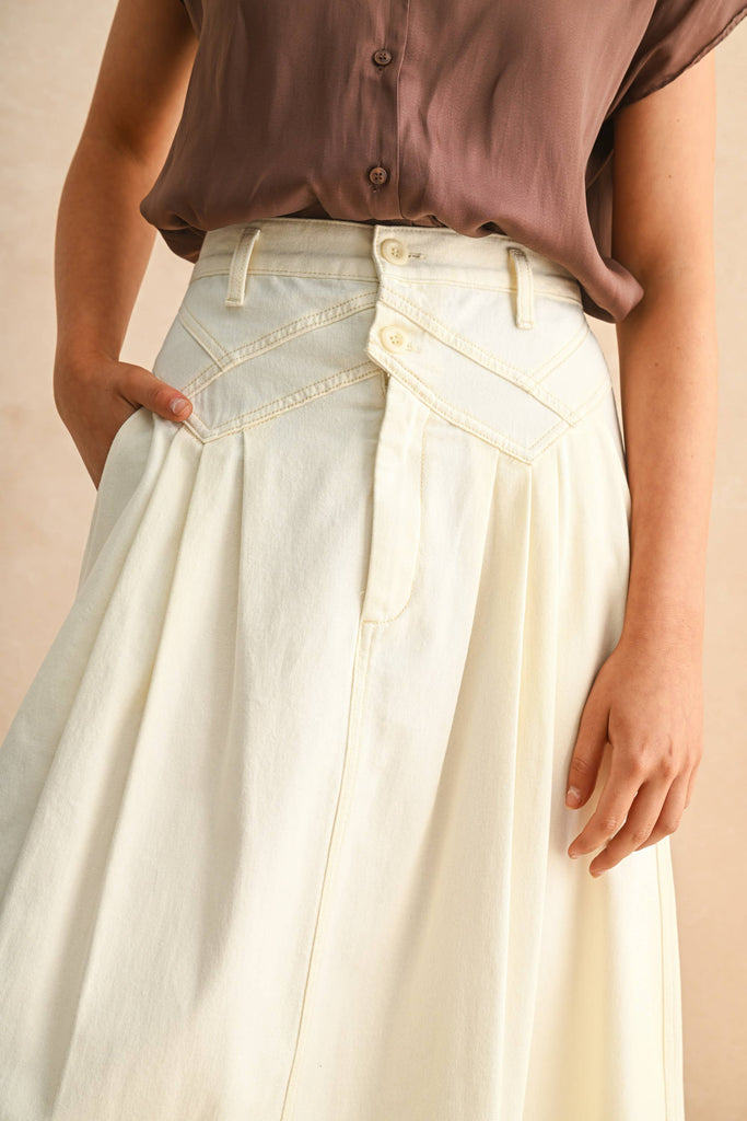 S5389   MINI PLEAT DETAILED LONG SKIRT