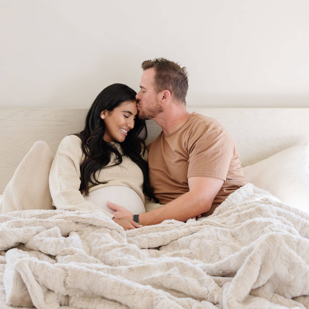 PATTERNED FAUX FUR XL THROW BLANKETS