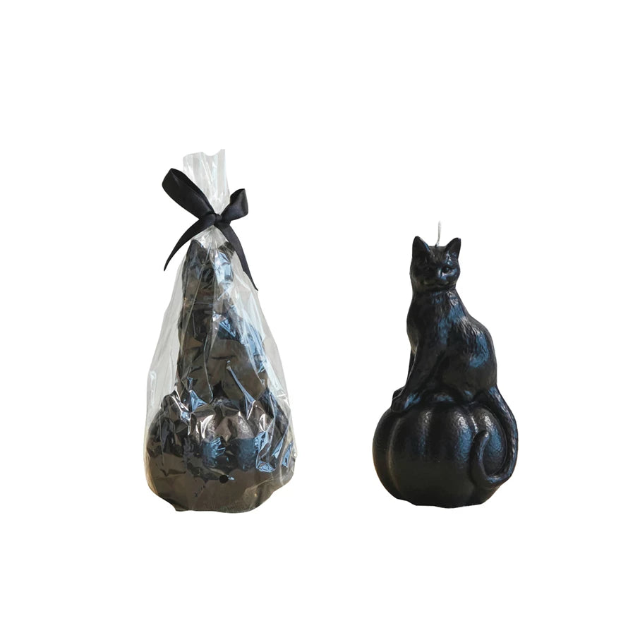 Unscented Cat on Pumpkin Shaped Candle, Black