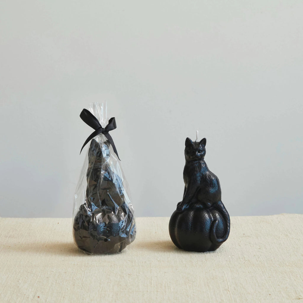 Unscented Cat on Pumpkin Shaped Candle, Black