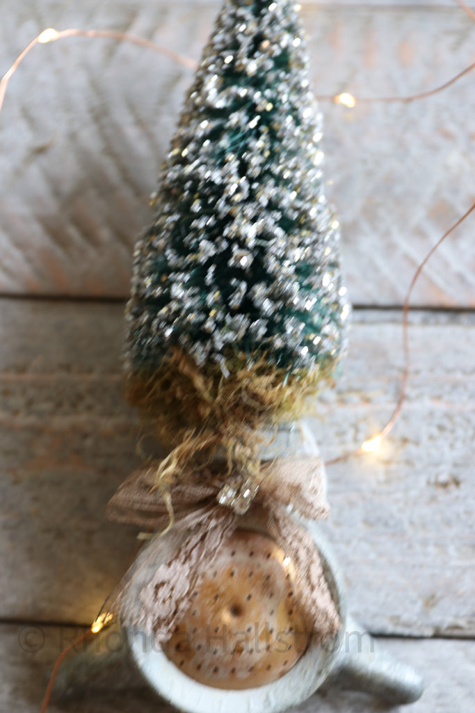 Vintage Glitter Christmas Tree