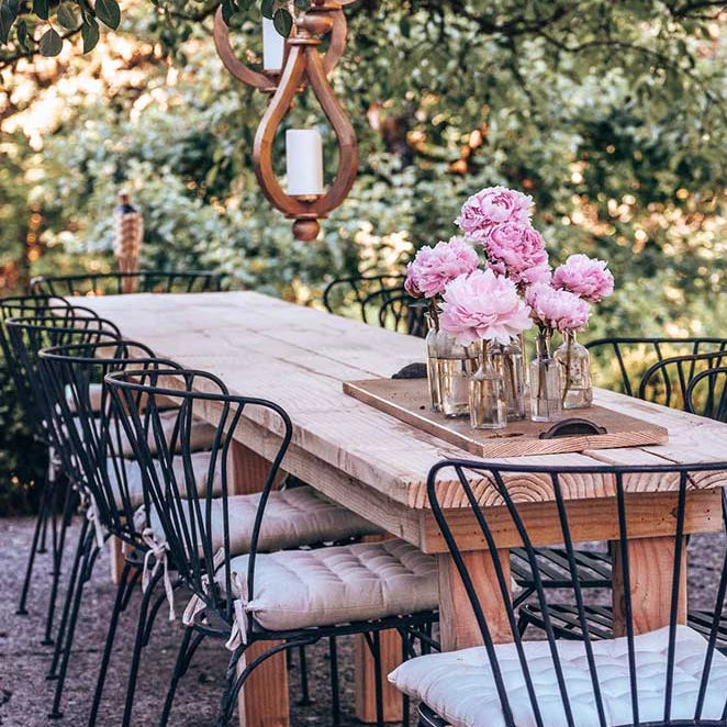 Outdoor Wood Table Plans E-Book